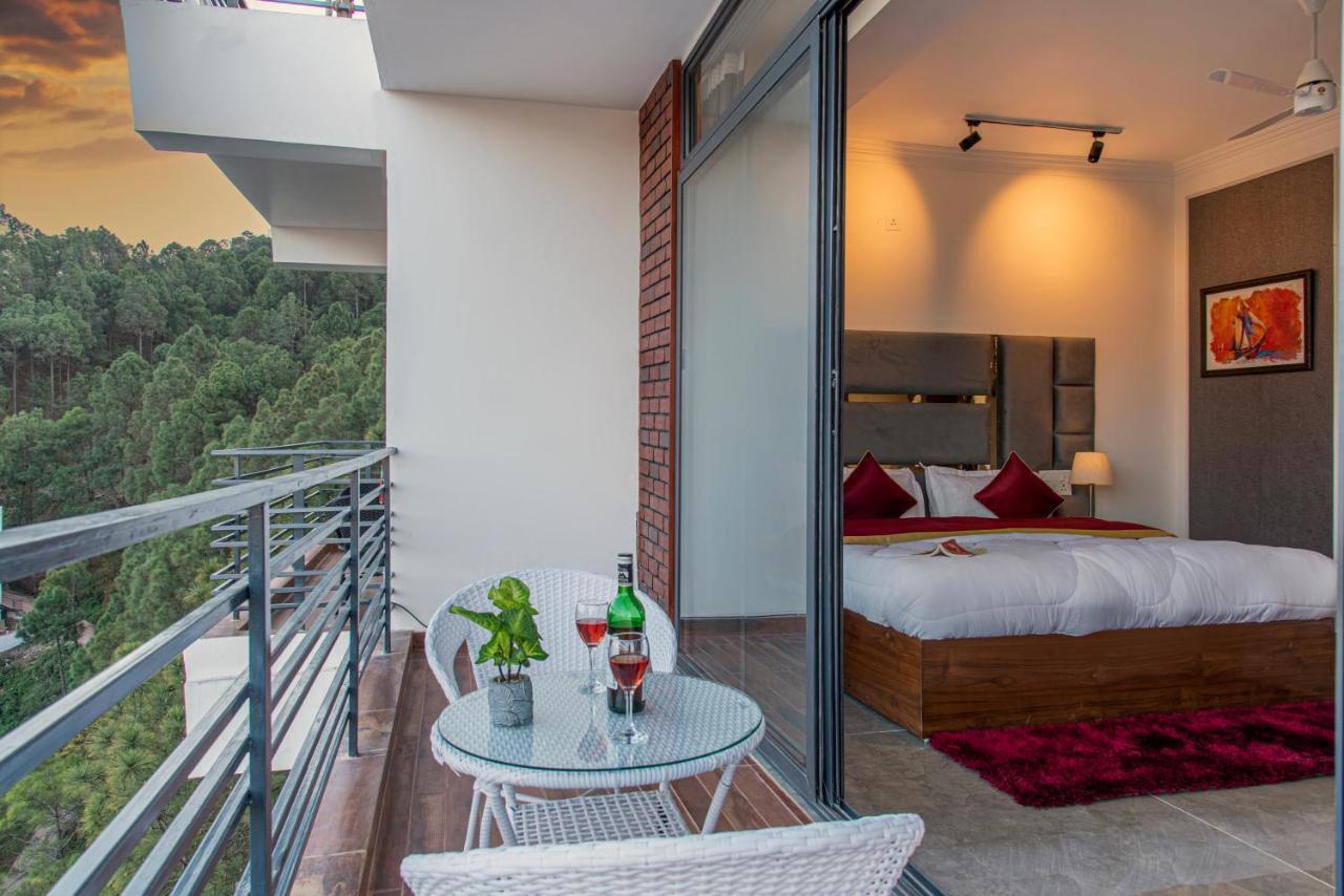 The Blackpearl Hillcrest Kasauli Εξωτερικό φωτογραφία