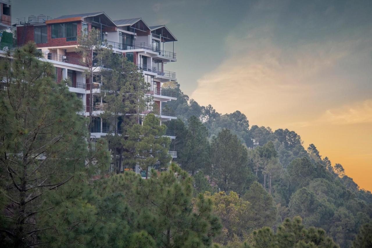 The Blackpearl Hillcrest Kasauli Εξωτερικό φωτογραφία